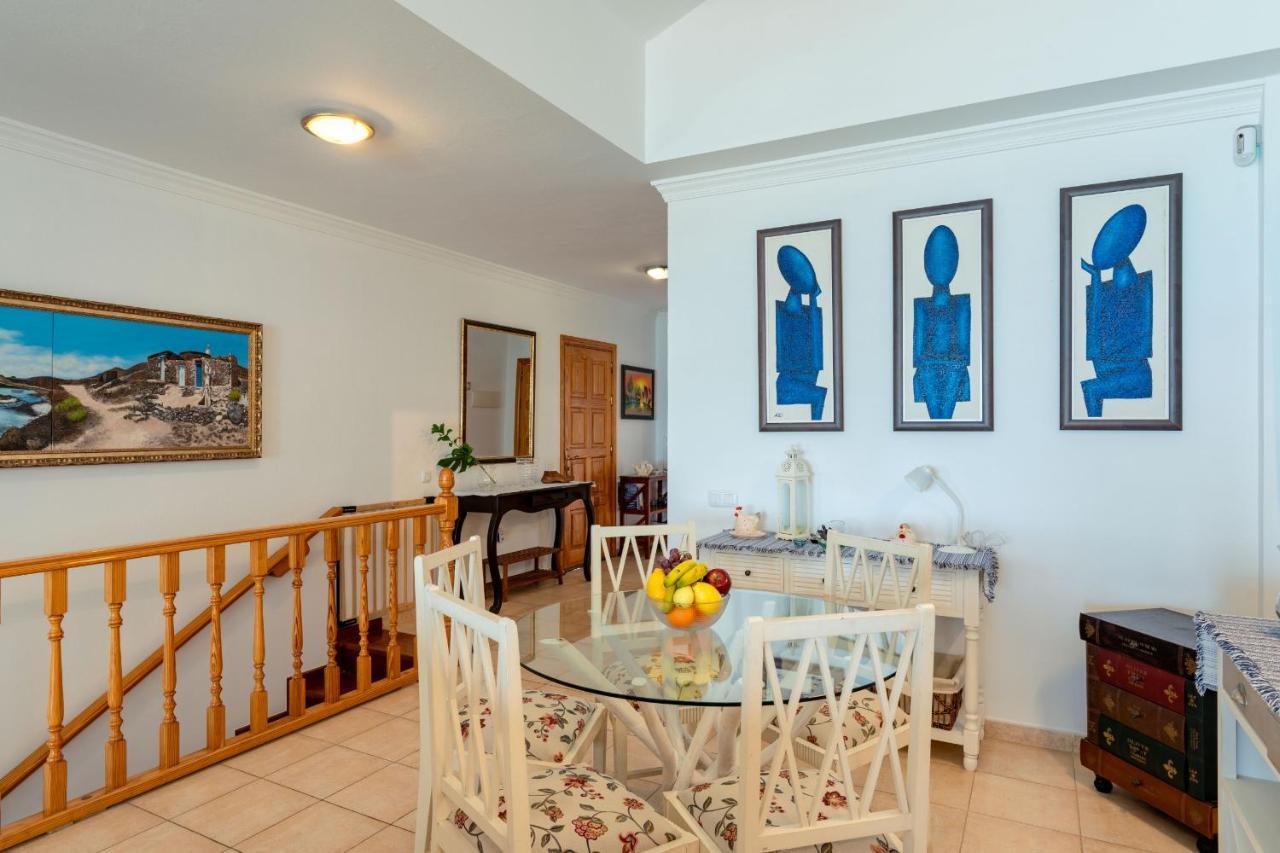 Villa Marina II Beachfront Corralejo By Holidays Home Exteriör bild